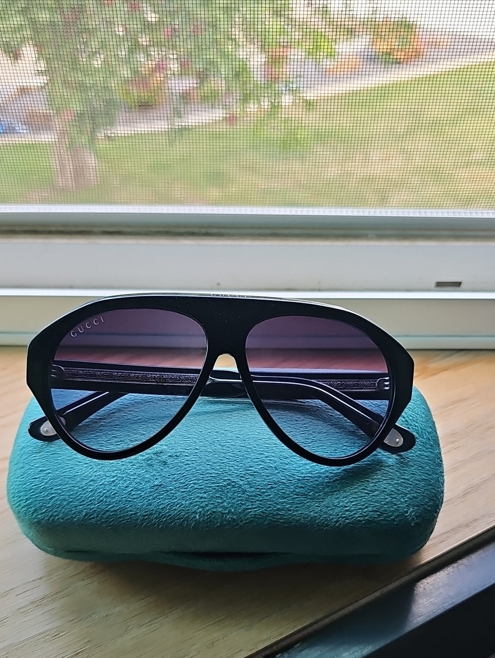 ●●GUCCI AVIATOR SUNGLSSES W PURPLE LENSES NIB●●